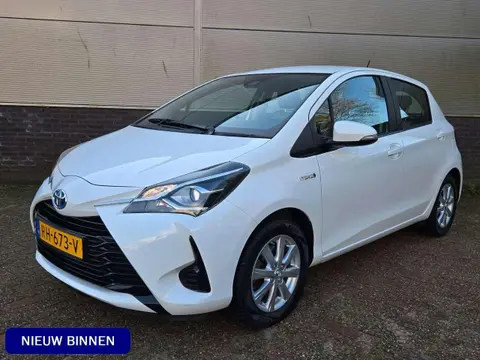 Used TOYOTA YARIS Hybrid 2017 Ad 