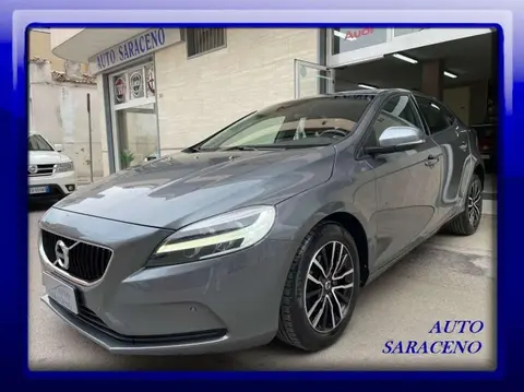 Annonce VOLVO V40 Diesel 2018 d'occasion 