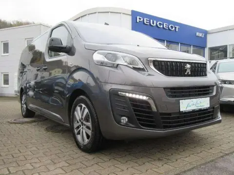 Used PEUGEOT TRAVELLER Diesel 2023 Ad 