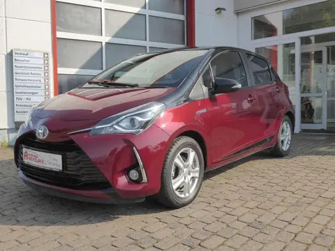 Used TOYOTA YARIS Hybrid 2019 Ad 