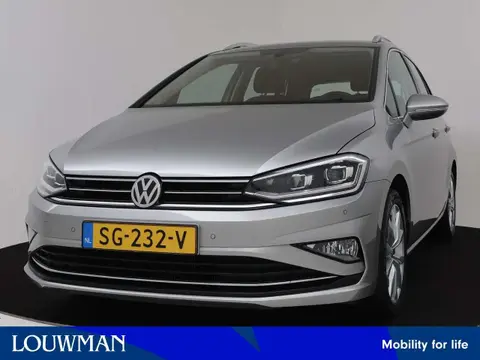 Used VOLKSWAGEN GOLF Petrol 2018 Ad 