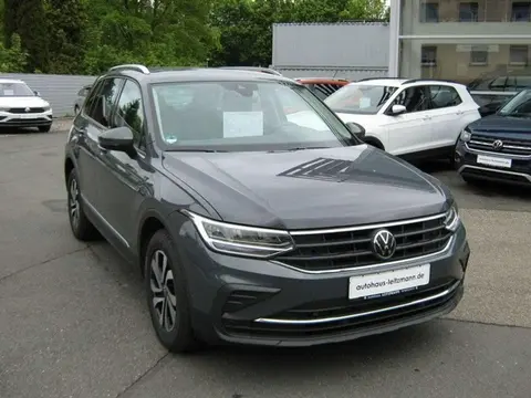 Used VOLKSWAGEN TIGUAN Petrol 2022 Ad 