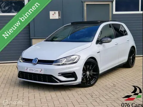 Used VOLKSWAGEN GOLF Petrol 2018 Ad 