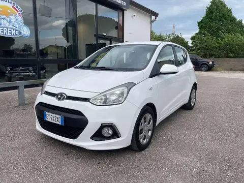 Used HYUNDAI I10 LPG 2015 Ad 