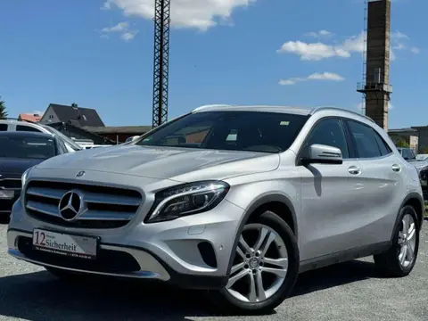 Annonce MERCEDES-BENZ CLASSE GLA Essence 2016 d'occasion 