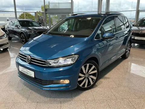 Used VOLKSWAGEN TOURAN Petrol 2017 Ad 