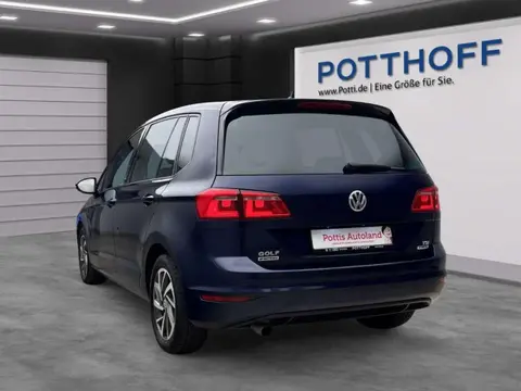 Used VOLKSWAGEN GOLF Petrol 2017 Ad 