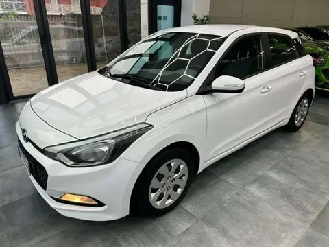 Used HYUNDAI I20 Petrol 2017 Ad 