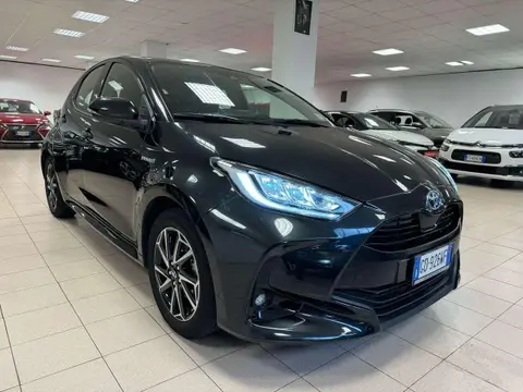 Used TOYOTA YARIS Hybrid 2021 Ad 