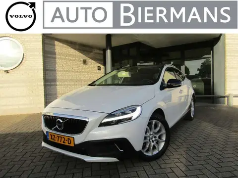 Used VOLVO V40 Petrol 2019 Ad 