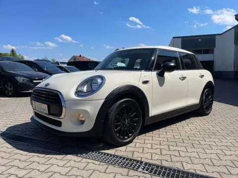 Used MINI ONE Petrol 2015 Ad 