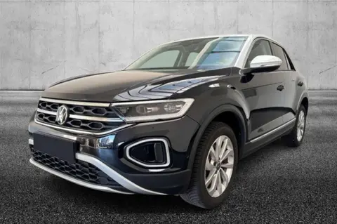 Used VOLKSWAGEN T-ROC Diesel 2023 Ad 