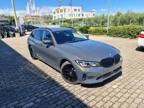 Used BMW SERIE 3 Hybrid 2022 Ad 