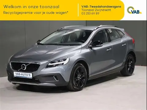 Annonce VOLVO V40 Essence 2018 d'occasion 