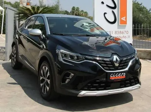 Used RENAULT CAPTUR Petrol 2023 Ad 