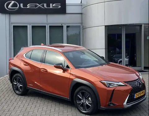 Used LEXUS UX Hybrid 2022 Ad 