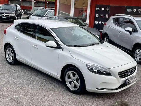 Annonce VOLVO V40 Diesel 2015 d'occasion 