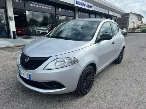 Annonce LANCIA YPSILON Essence 2018 d'occasion 