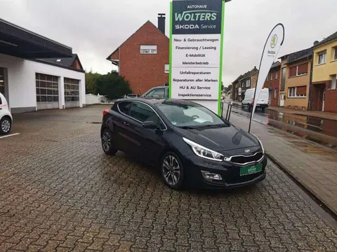 Used KIA CEED Petrol 2014 Ad 