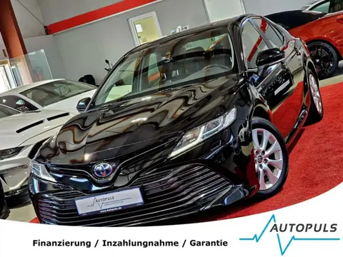 Used TOYOTA CAMRY Hybrid 2020 Ad 