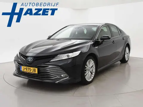 Used TOYOTA CAMRY Hybrid 2019 Ad 