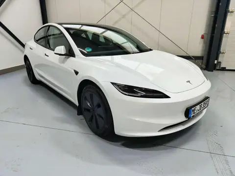 Used TESLA MODEL 3 Electric 2023 Ad 