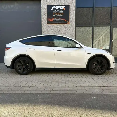 Used TESLA MODEL Y Electric 2023 Ad 