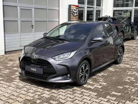 Used TOYOTA YARIS Hybrid 2024 Ad 