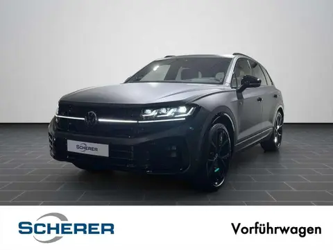 Used VOLKSWAGEN TOUAREG Hybrid 2024 Ad 