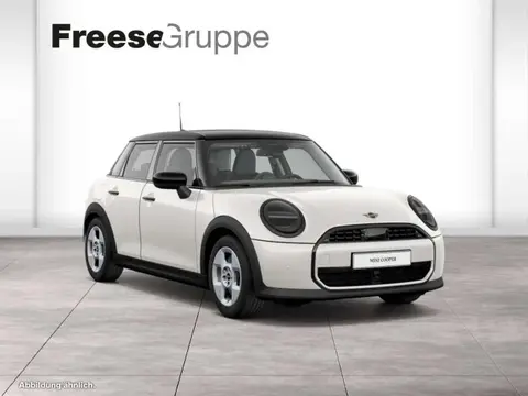 Used MINI COOPER Petrol 2024 Ad 