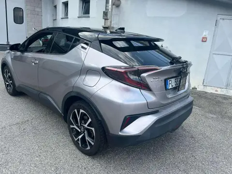 Used TOYOTA C-HR Hybrid 2017 Ad 