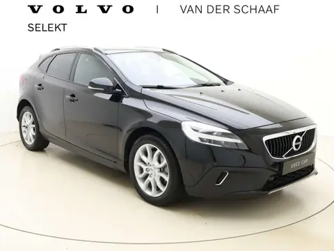 Annonce VOLVO V40 Essence 2019 d'occasion 