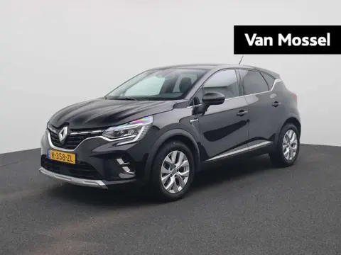 Used RENAULT CAPTUR Petrol 2022 Ad 