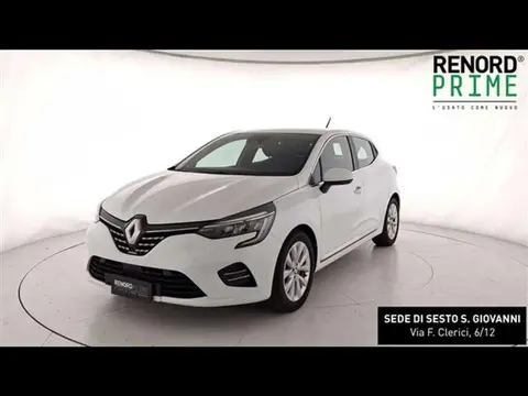 Used RENAULT CLIO Hybrid 2021 Ad 