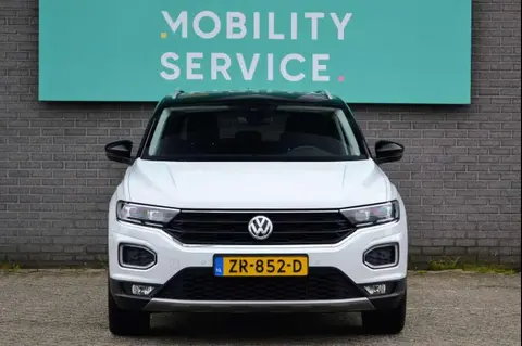 Used VOLKSWAGEN T-ROC Petrol 2018 Ad 