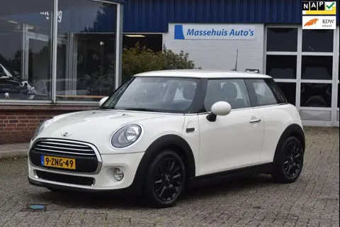 Used MINI ONE Petrol 2015 Ad 