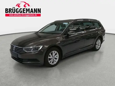 Used VOLKSWAGEN PASSAT Petrol 2018 Ad 