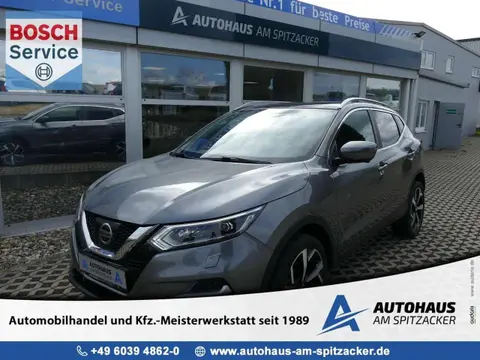 Used NISSAN QASHQAI Petrol 2018 Ad Germany