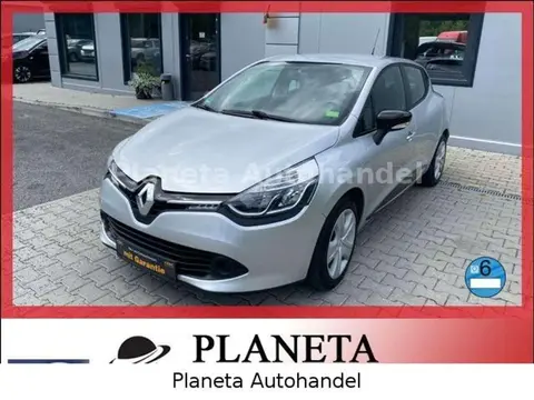 Used RENAULT CLIO Petrol 2016 Ad 