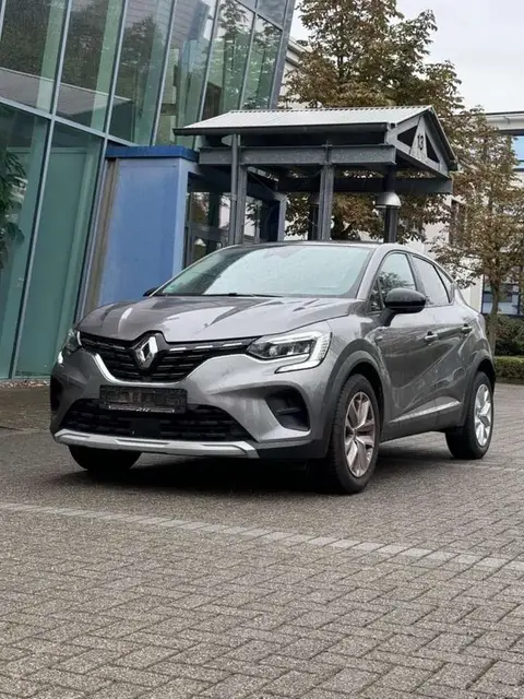 Used RENAULT CAPTUR Petrol 2020 Ad 