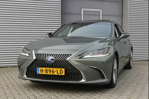 Used LEXUS ES Hybrid 2020 Ad 