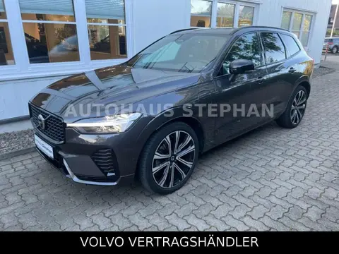 Used VOLVO XC60 Hybrid 2021 Ad 