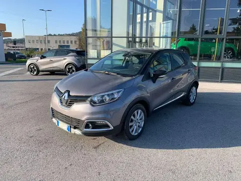 Annonce RENAULT CAPTUR Diesel 2015 d'occasion 