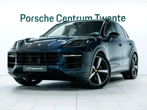 Used PORSCHE CAYENNE Hybrid 2024 Ad 