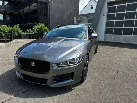 Annonce JAGUAR XE Essence 2018 d'occasion 