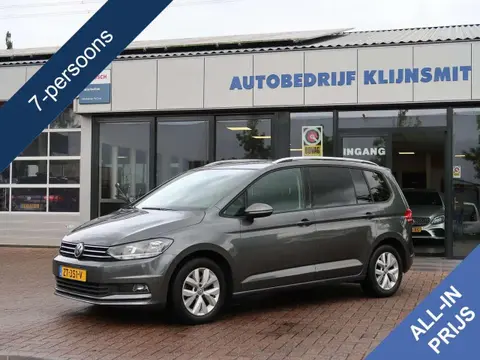 Used VOLKSWAGEN TOURAN Petrol 2019 Ad 