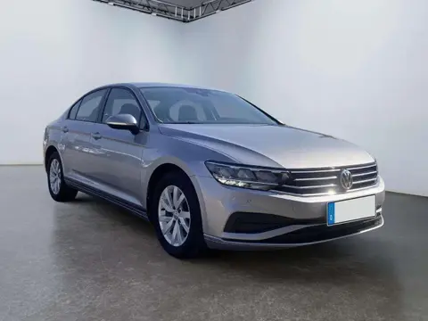 Used VOLKSWAGEN PASSAT Petrol 2020 Ad 