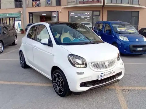 Annonce SMART FORFOUR Essence 2015 d'occasion 