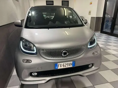 Annonce SMART FORTWO Essence 2019 d'occasion 