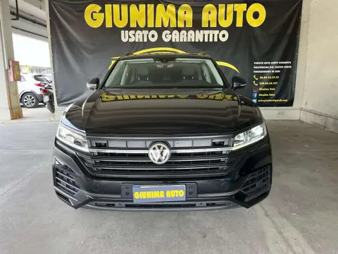 Used VOLKSWAGEN TOUAREG Diesel 2019 Ad 